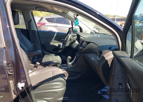 2021 Chevrolet Trax Awd Lt z USA, uszkodzony, nr VIN KL7CJPSB8MB333488